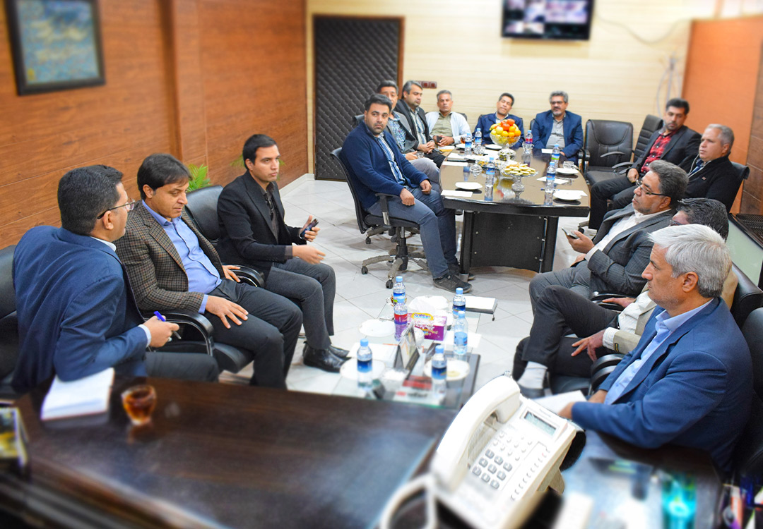 جلسه کار گروه مصالح فنی کرمان در محل کارخانه اطمینان صنعت
